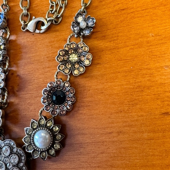 Chloe and Isabel 3 piece set - Picture 7 of 10